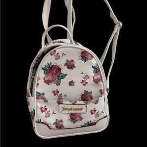 Juicy Couture Mini back pack with makeup bag